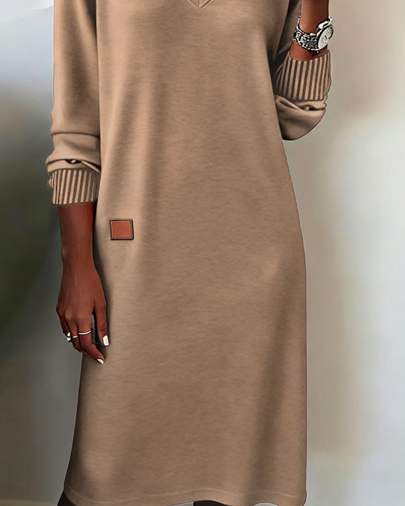 Evelisse - Knitted V-Neck Midi Dress