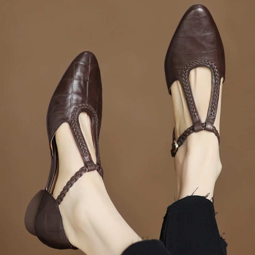 Margot - Leather T-Strap Mary Jane Flats Pointed Toe Flat