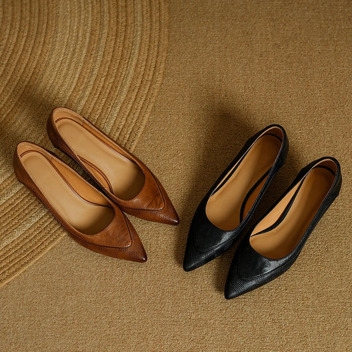 Paloma - Pointed Toe Kitten Heel Pumps Slip On Mid Heel
