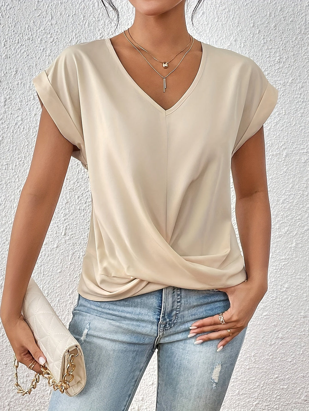 Cleo - Sweetheart Neckline Tee