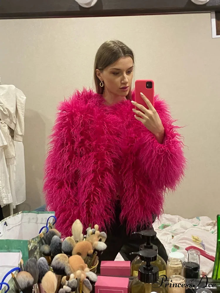 Detail of the fur elegant fringe coat