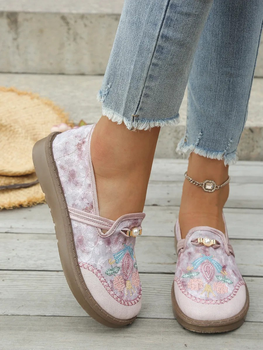 Lightweight Trainers in pink