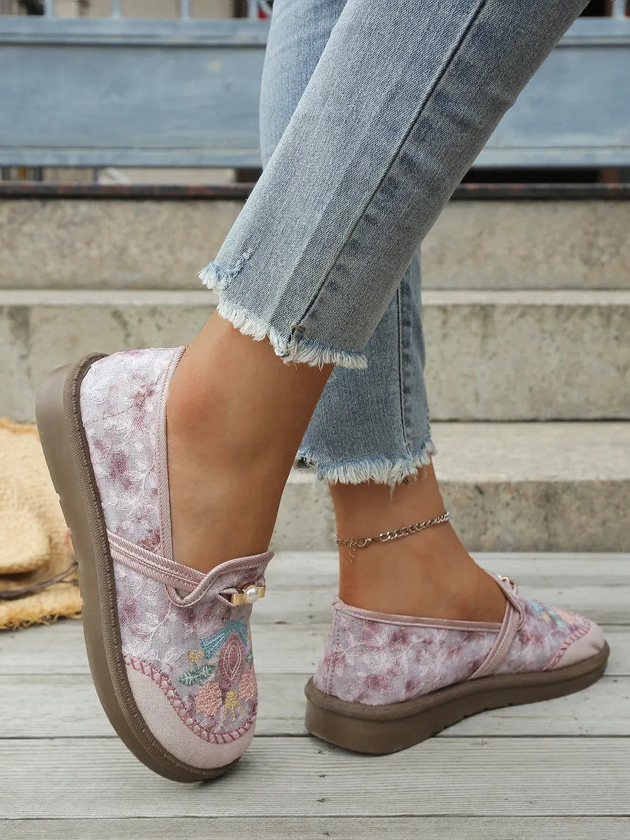 Lightweight Trainers in pink