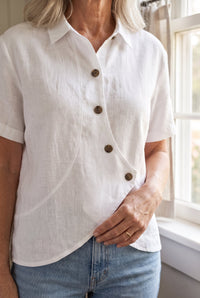 White linen wrap shirt styled on Cape Cod for women 50+ – Susan & Anne