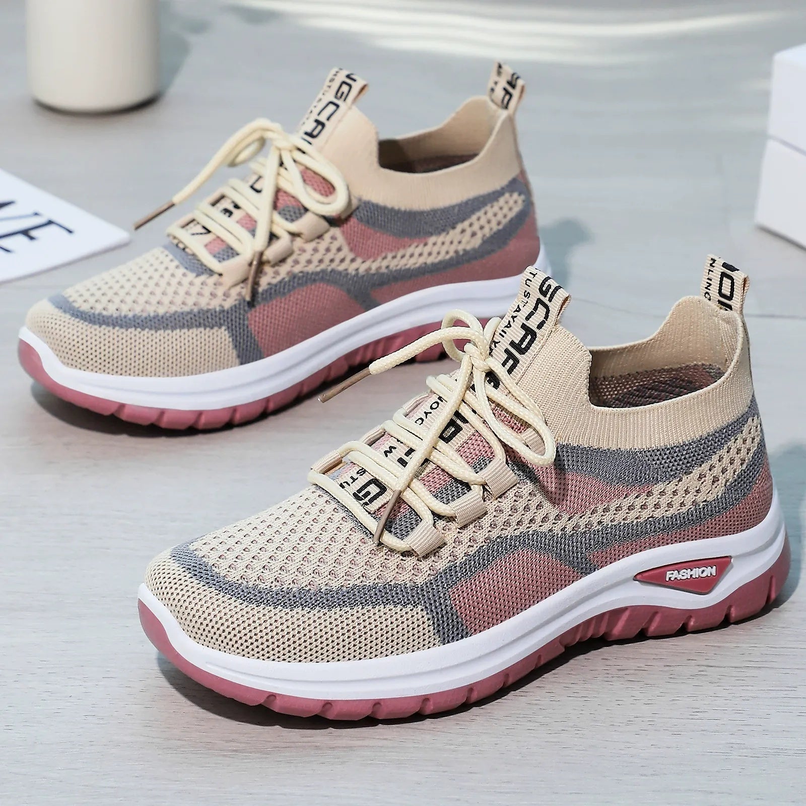 Lightweight Cushioned Lace-Up Running Sneakers